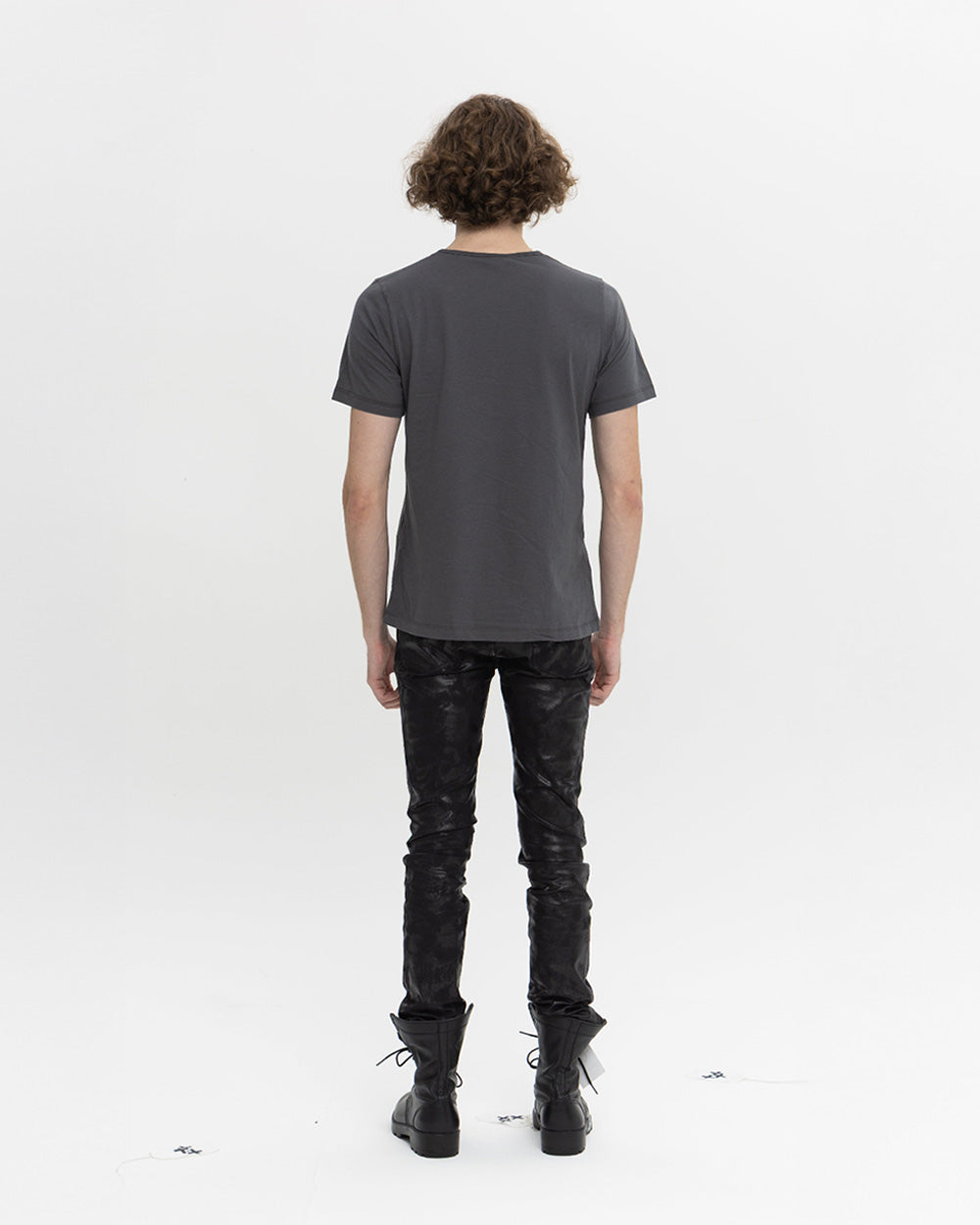 CHIC GOAT T-SHIRT
