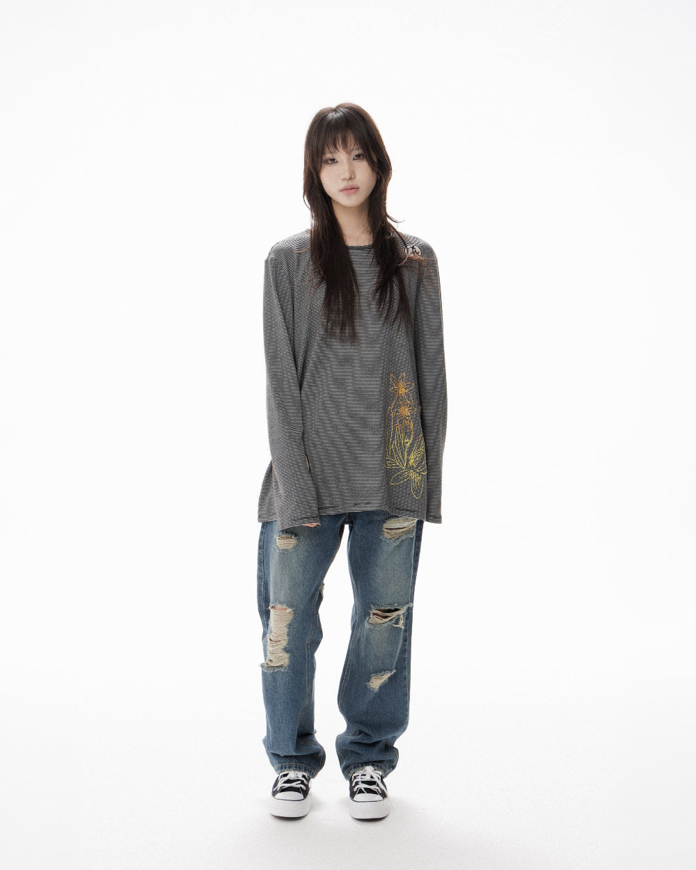 18 DAMAGE DENIM PANTS
