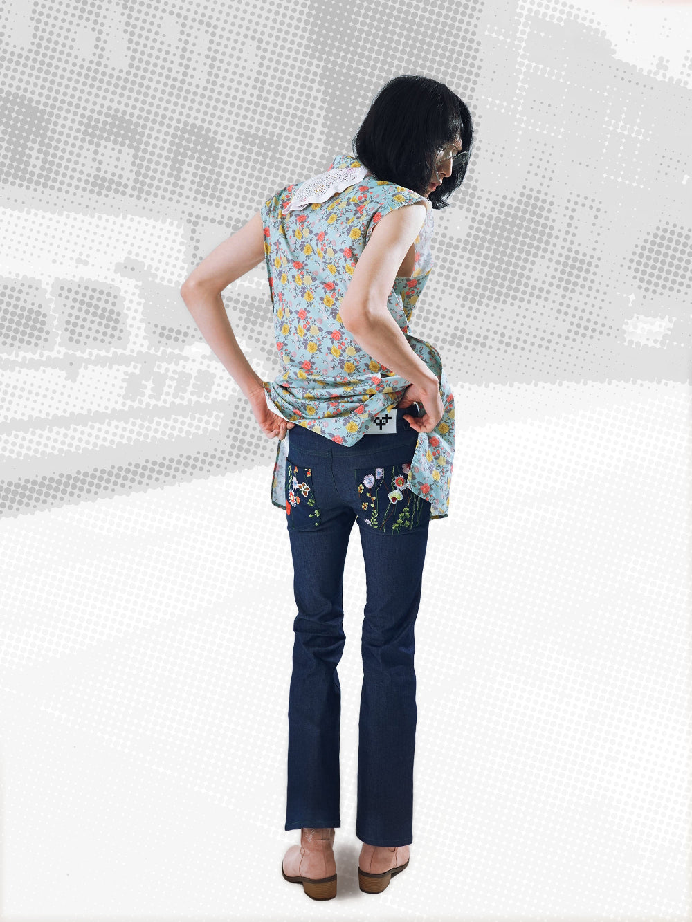 FLOWER BOOTSCUT PANTS