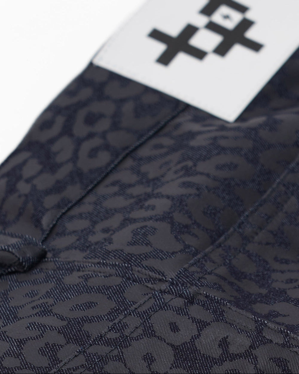 LEOPARD SLIM STRAIGHT PANTS