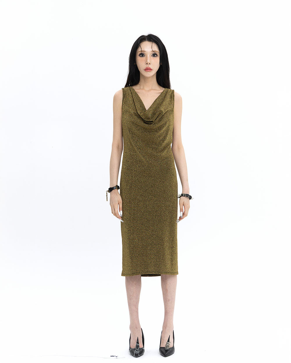 [LIMITED] V NECK PEARL DRAPE DRESS