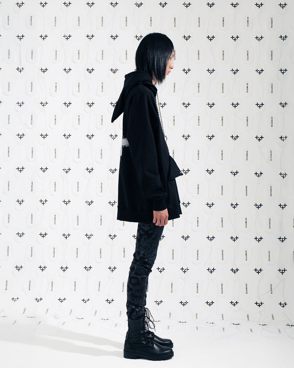 GOBLIN MESH HEART HOODY